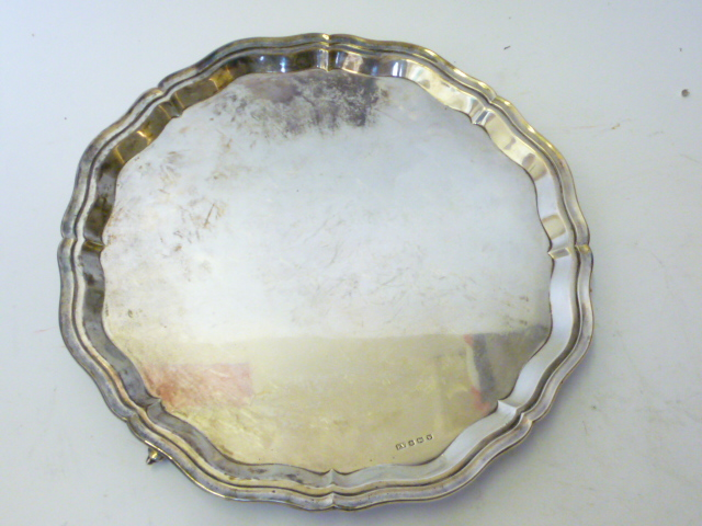 A SALVER maker Viners Sheffield 1939 of circular form with