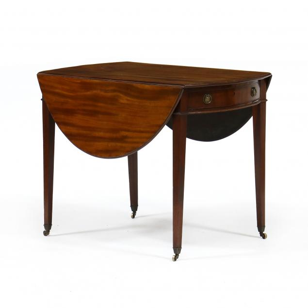ENGLISH HEPPLEWHITE MAHOGANY DROP LEAF BREAKFAST TABLE Circa 1800 pine