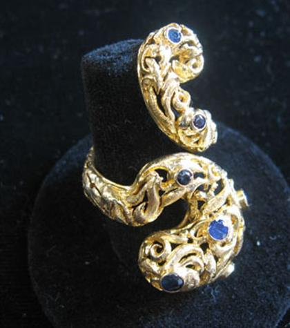 18 karat yellow gold and sapphire ring Ilias LaLaounis Contemporary