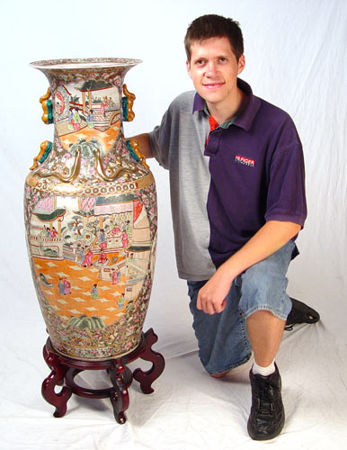 CHINESE POLYCHROME PALACE VASE IN A FAMILLE ROSE DESIGN 35