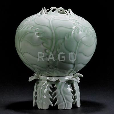 CLIFF LEE b 1951 Fine carved porcelain Cabbage vase with