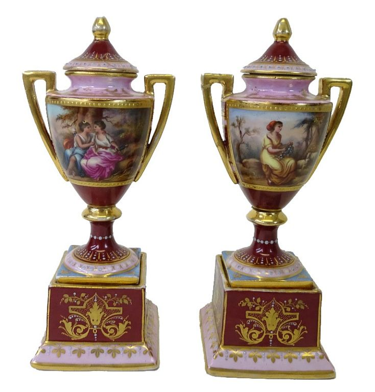 Pair of Royal Vienna Style Gold Gilt Vases Pair of