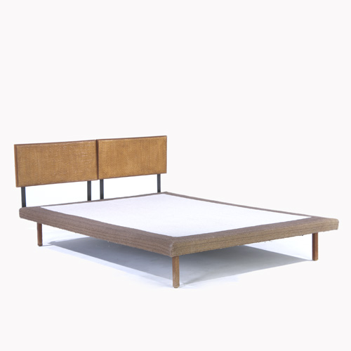 GEORGE NELSON HERMAN MILLER Thin Edge full size bed with