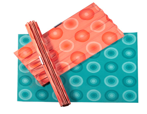 VERNER PANTON Two pieces area rug of Op art circular