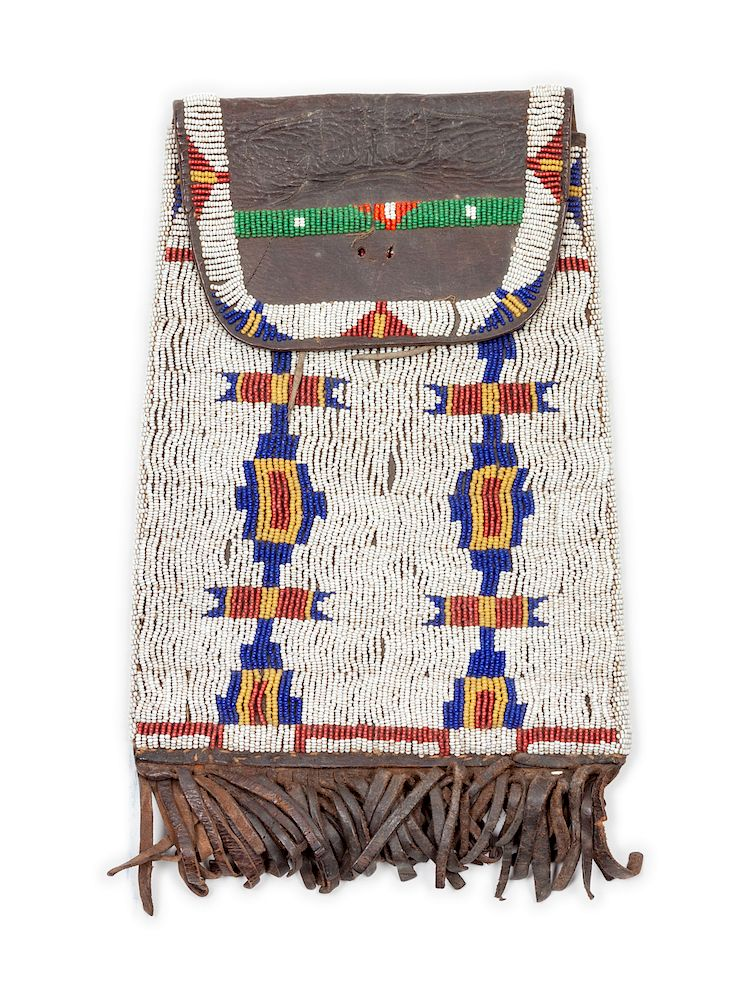 Arapaho Beaded Dispatch Case overall length 11 1 2 x