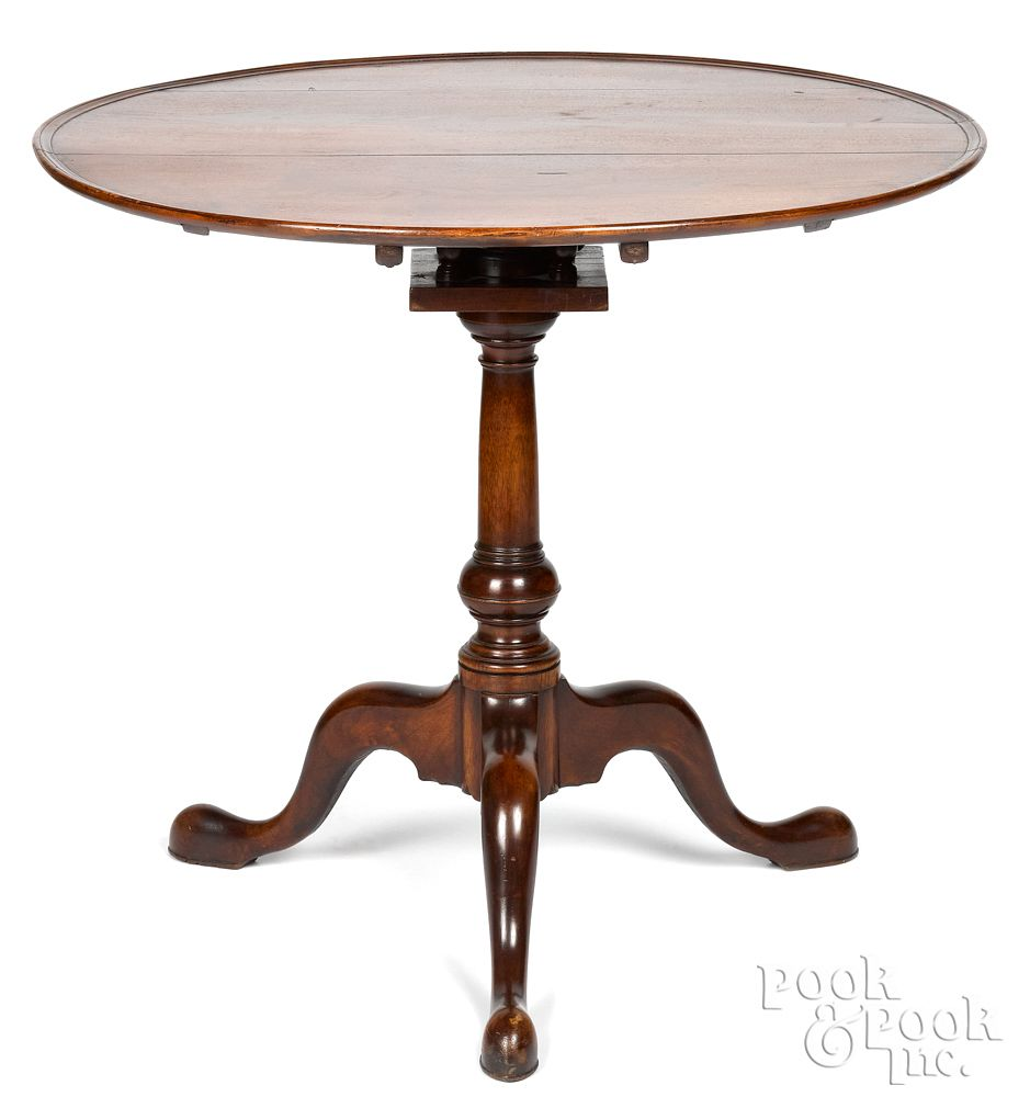Pennsylvania Queen Anne walnut tea table ca 1770 Pennsylvania Queen