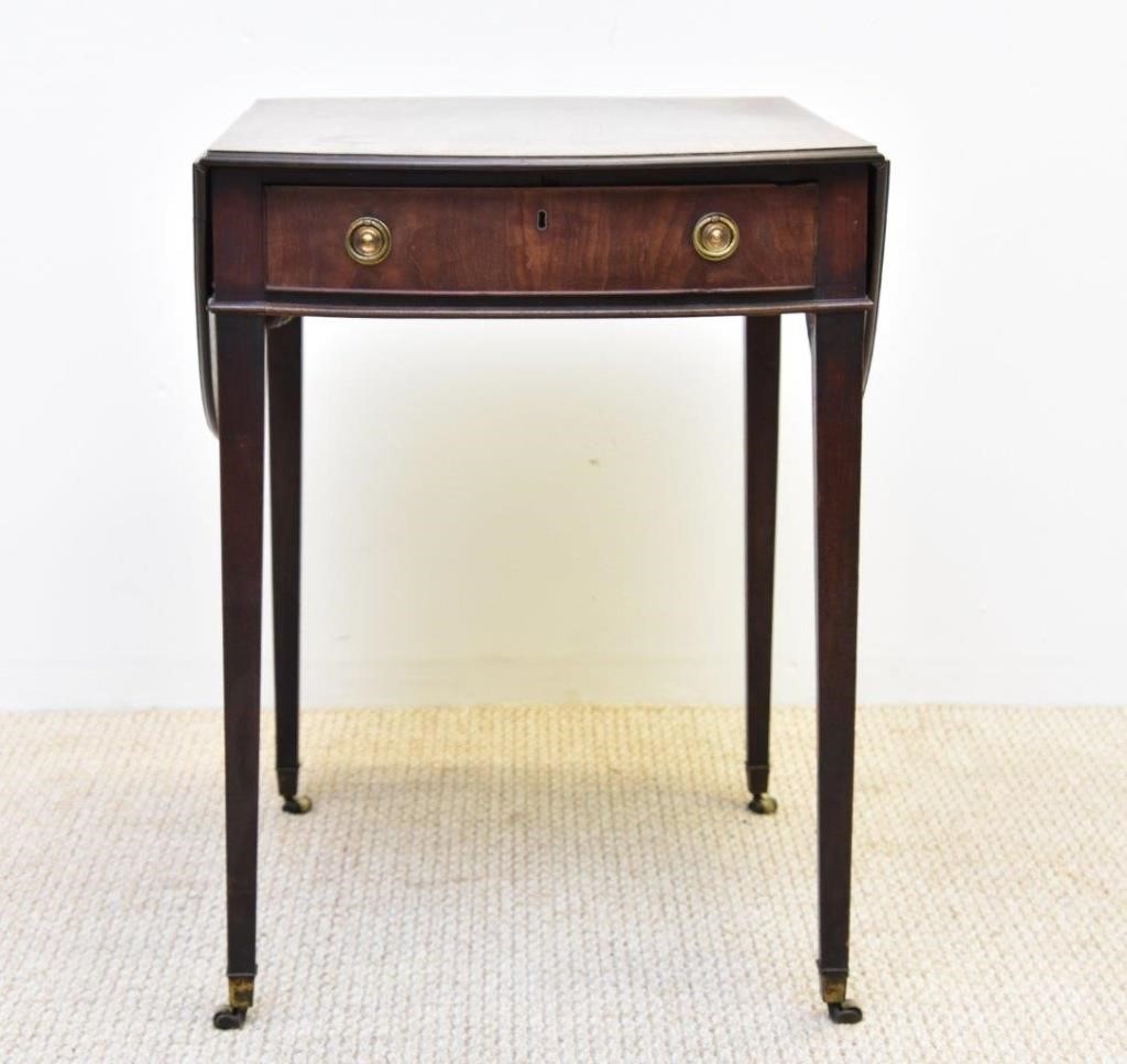 Georgian mahogany Pembroke table circa 1790 29 h x 20