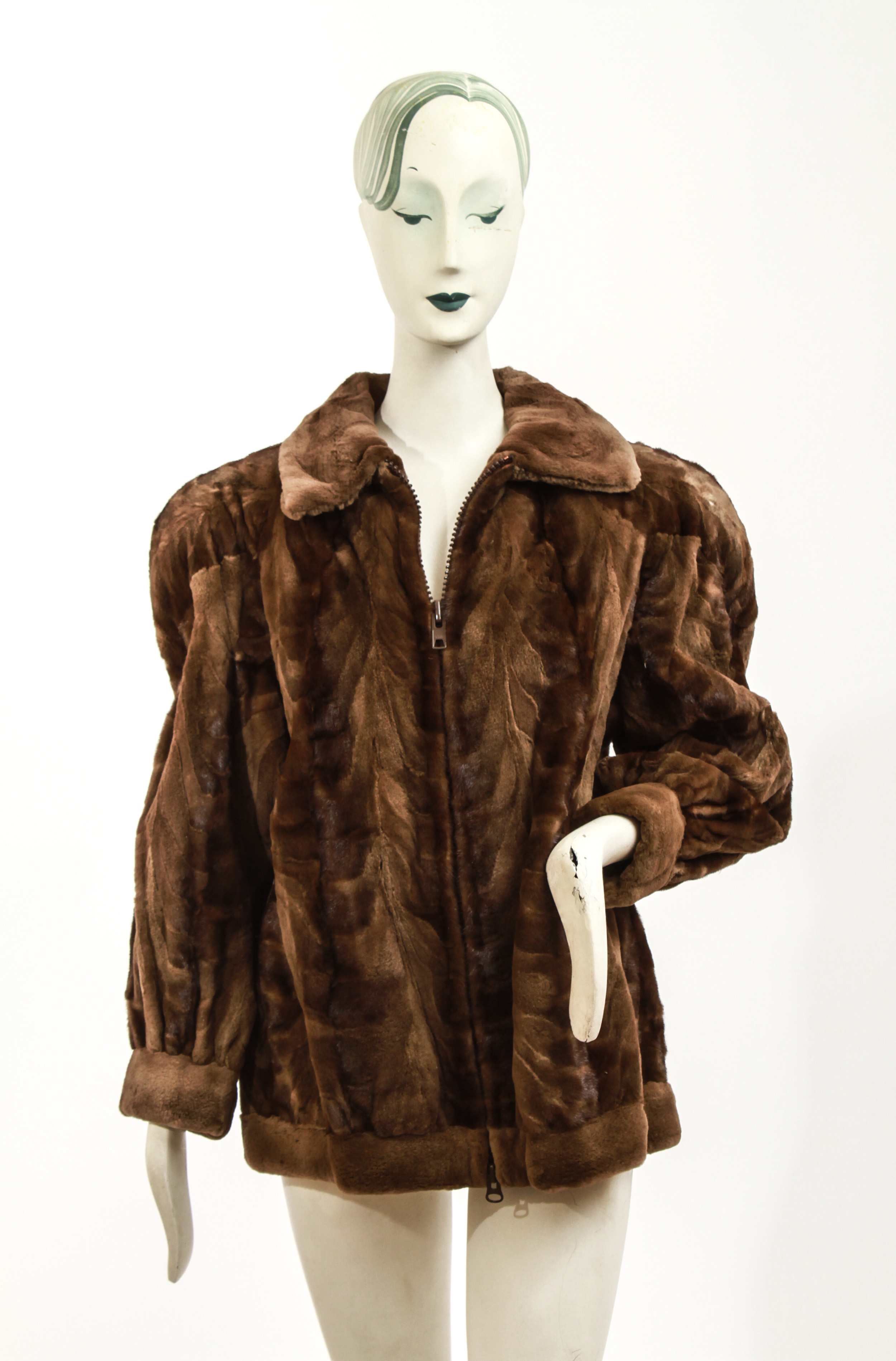 LADIES BROWN FUR JACKET COAT Ladies brown fur jacket or