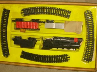 A battery operated HO freight train set box AF E