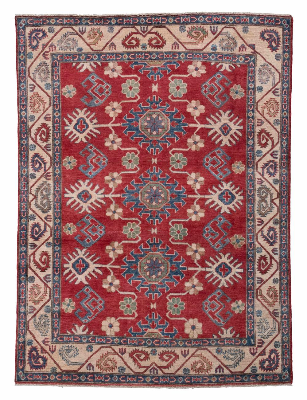 CAUCASIAN DESIGN RUG 4 11 X 6 7 21ST CENTURYCAUCASIAN