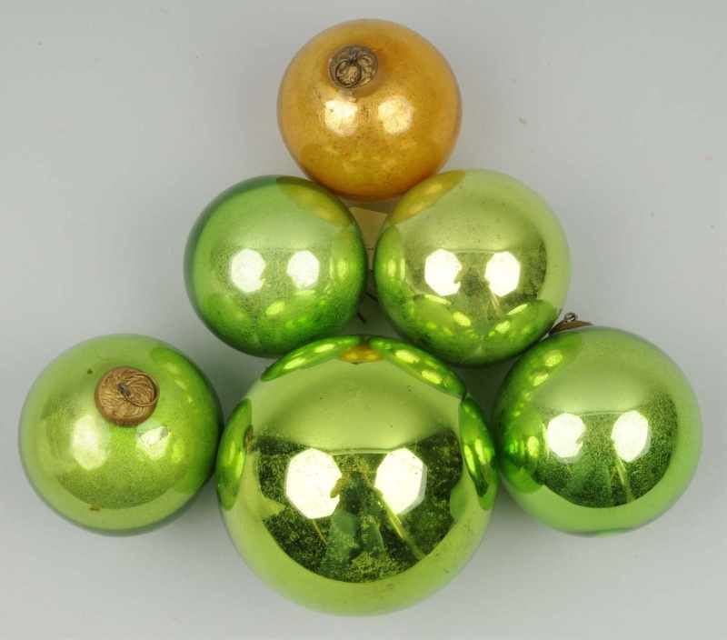 Lot of 6 German Kugels Description Includes five green and