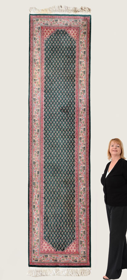 APPROX 20 40 YR OLD INDO PERSIAN HAND KNOTTED WOOL