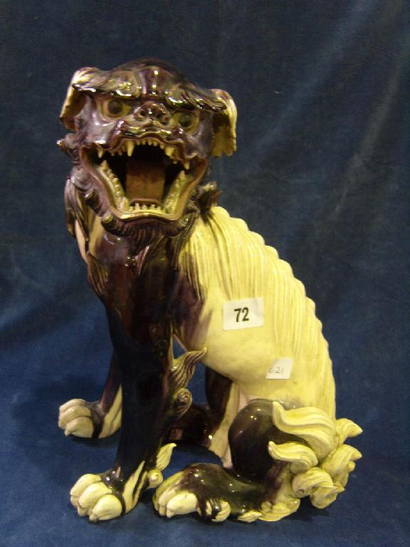 A 19th century oriental model of a dog of fo