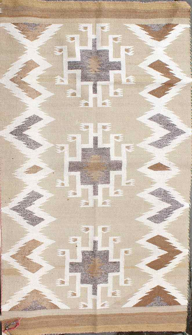 NATIVE AMERICAN RUG2 9 x 4 8 Three stepped medallions