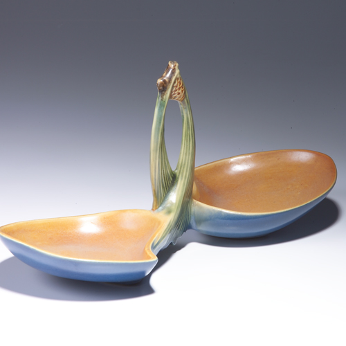 ROSEVILLE Blue Pine Cone double dish Unmarked 6 1 4