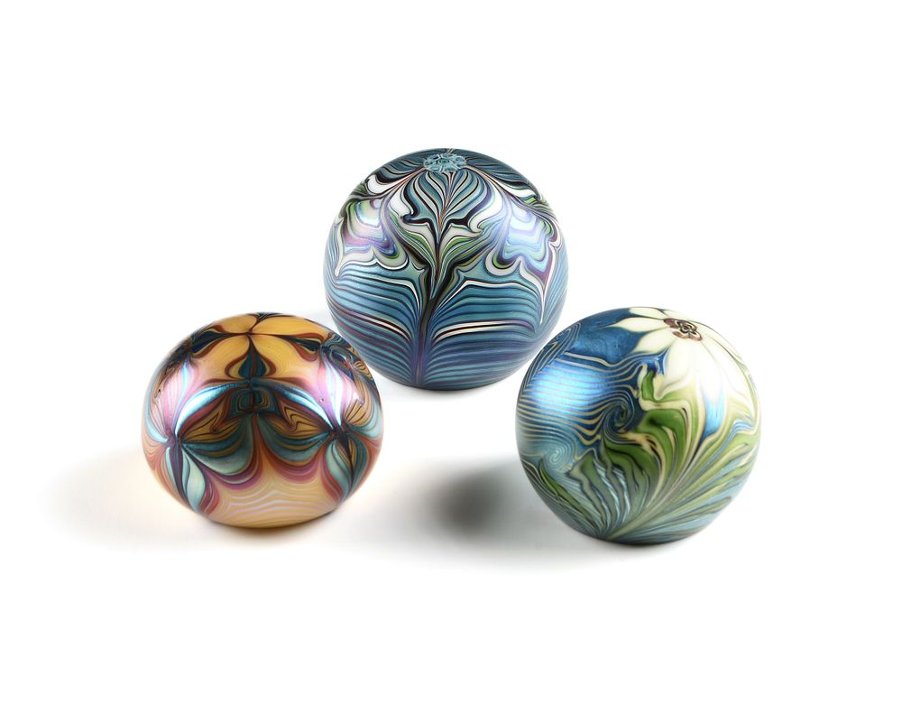 THREE ORIENT AND FLUME IRIDESCENT ART GLASS PAPERWEIGHTS CALIFORNIA 1975