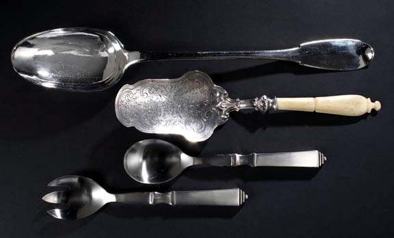 Continental 800 Silver and Bone Serving Spade third quarter 19th