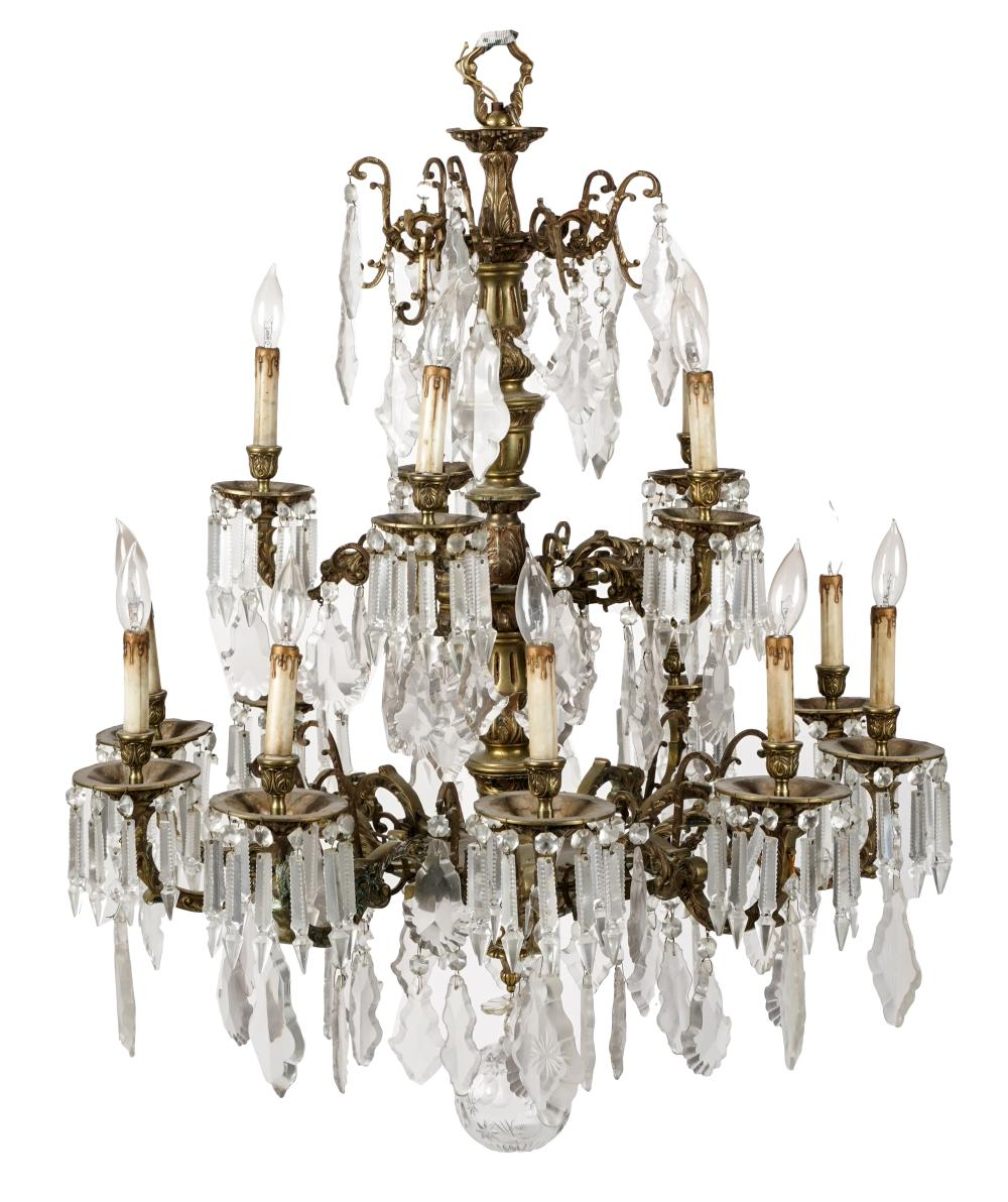 15 LIGHT CRYSTAL CHANDELIERCondition with detached spherical pendant drop 32