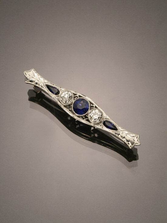 Art Deco Platinum Diamond Natural and Synthetic Blue Sapphire Bar