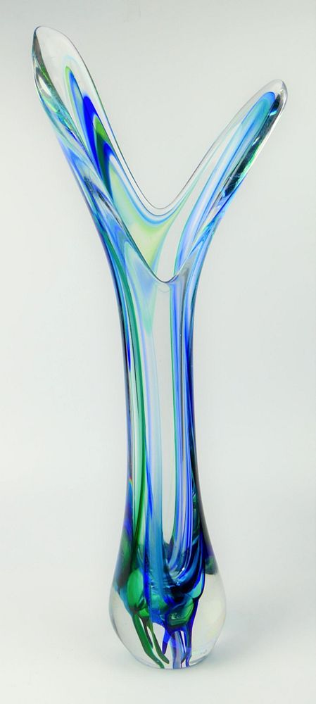 SIGNED CONTEMPORARY STUDIO ART GLASS SPLIT VASE Contemporary signed hand