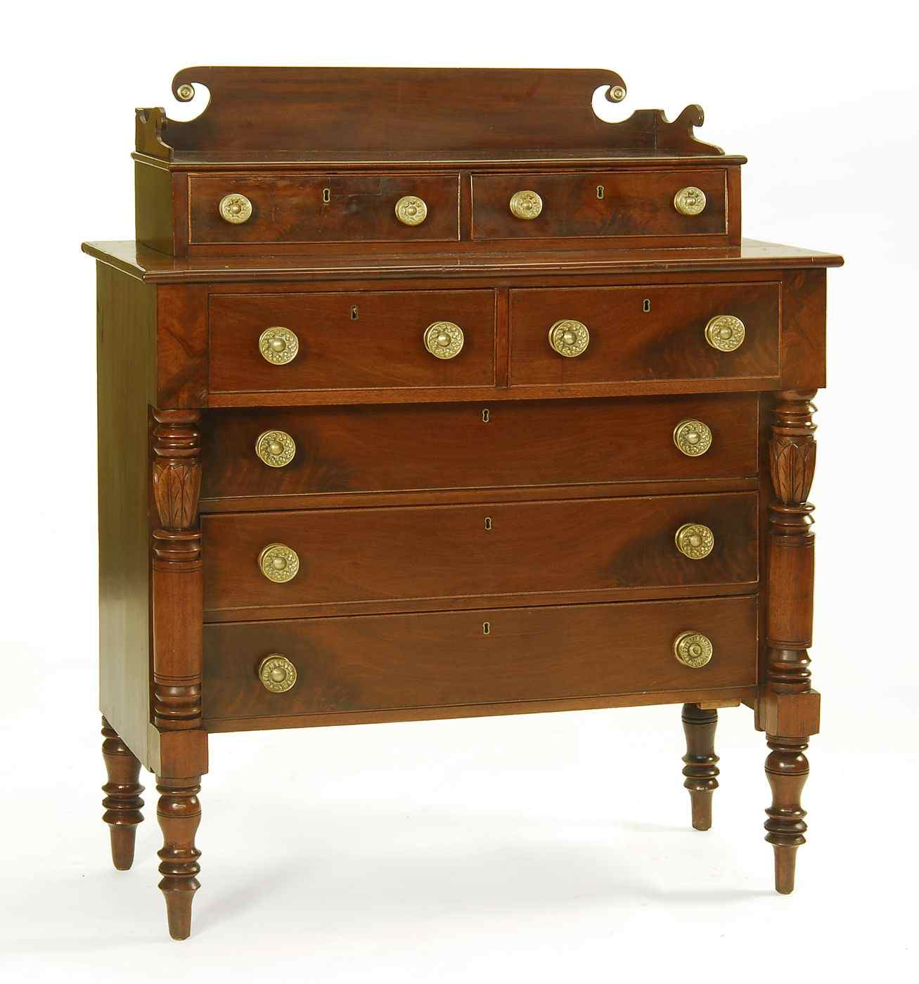 ANTIQUE AMERICAN SHERATON CHESTBoston or Salem First Quarter of the