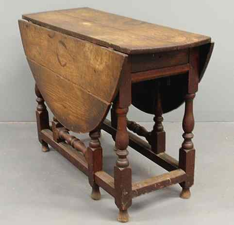 William Mary gate leg table c 1750 with a single