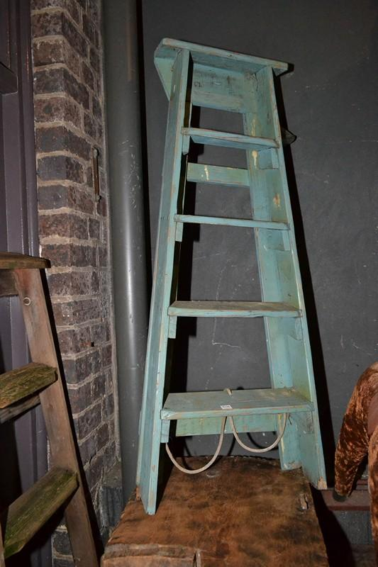 A RUSTIC TIMBER A FRAME LADDER A F OLD BORER