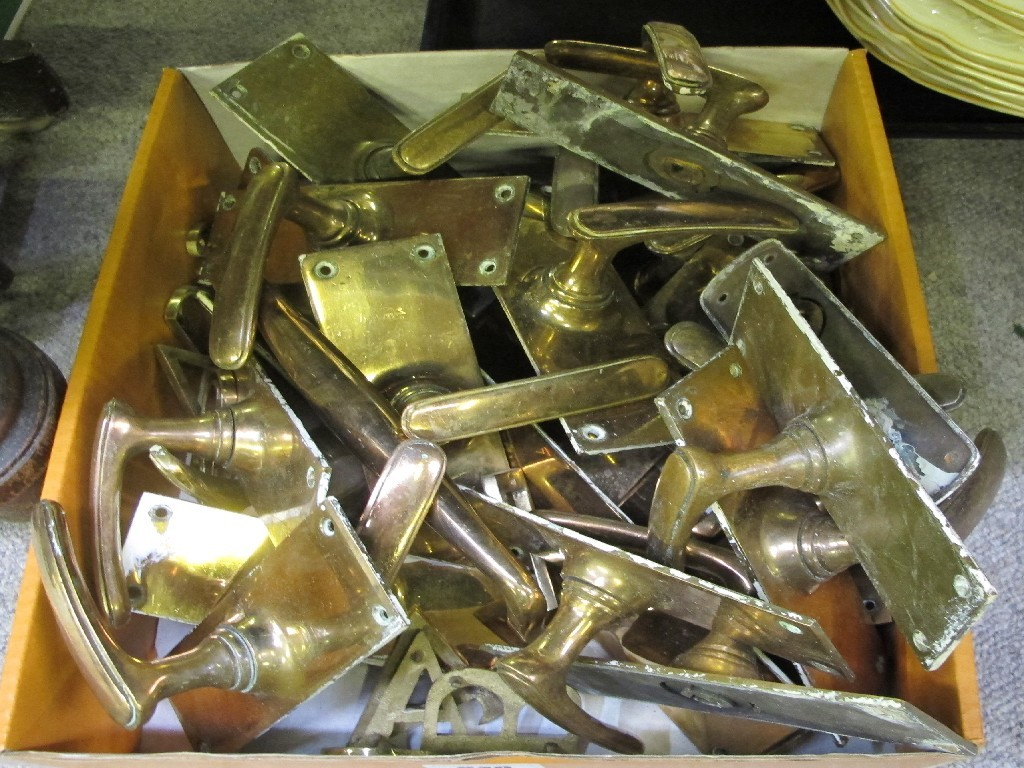 Box of brass door handles