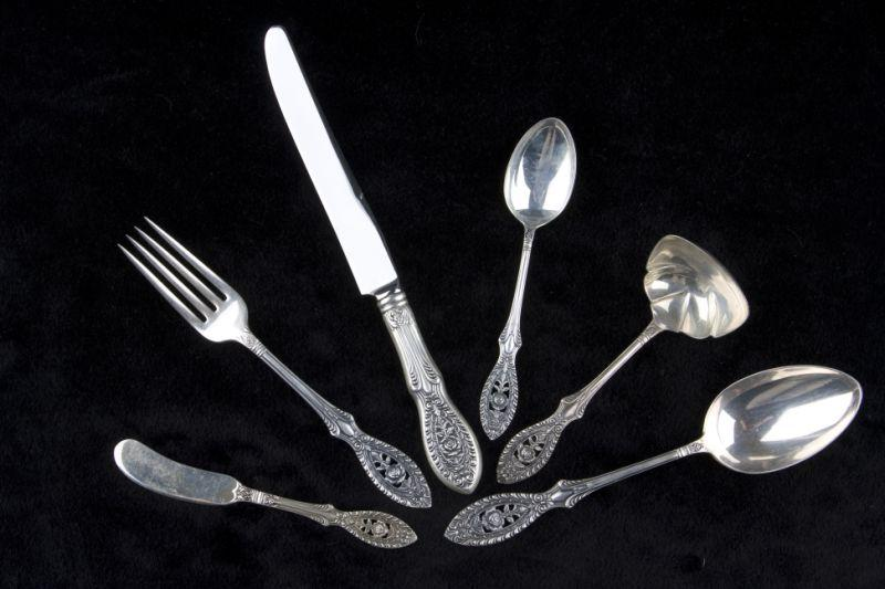 Manchester Sterling Silver Valenciennes Service 53 pieces including 12 knives