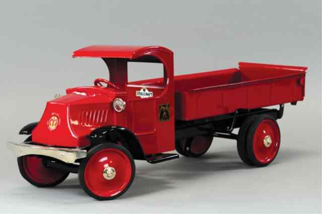 STEELCRAFT MACK HAND RAIL DUMP TRUCK Mack C cab painted