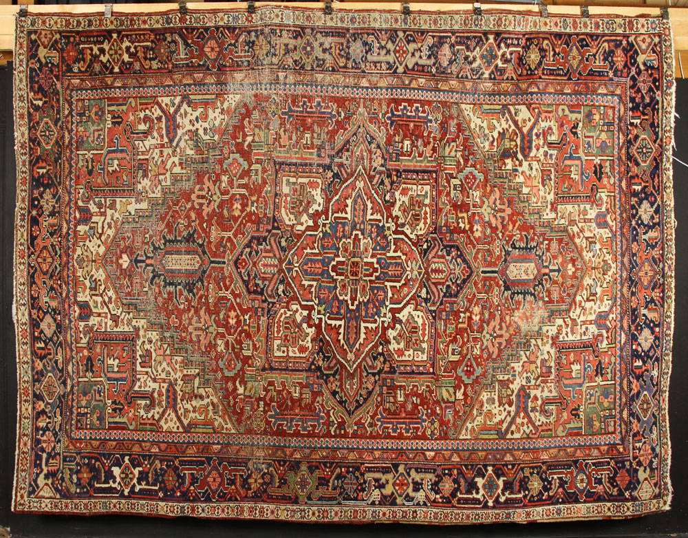 9337 Antique Persian Heriz Carpet Antique Persian Heriz carpet 10