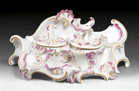 INKSTAND A LA ROCAILLE Frankenthal circa 1760 Lion rampant in