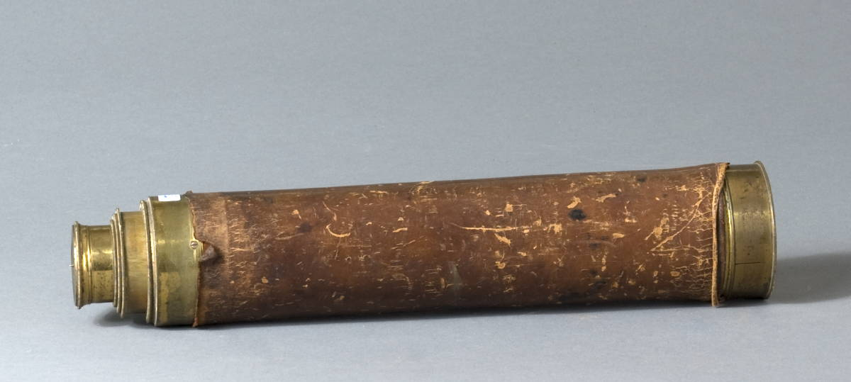 FOUR DRAW BRASS AND MAHOGANY TELESCOPE WITH LEATHER COVER MANUFACTURED
