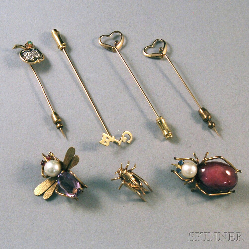 Small Group of Jewelry a small 14kt gold cricket a