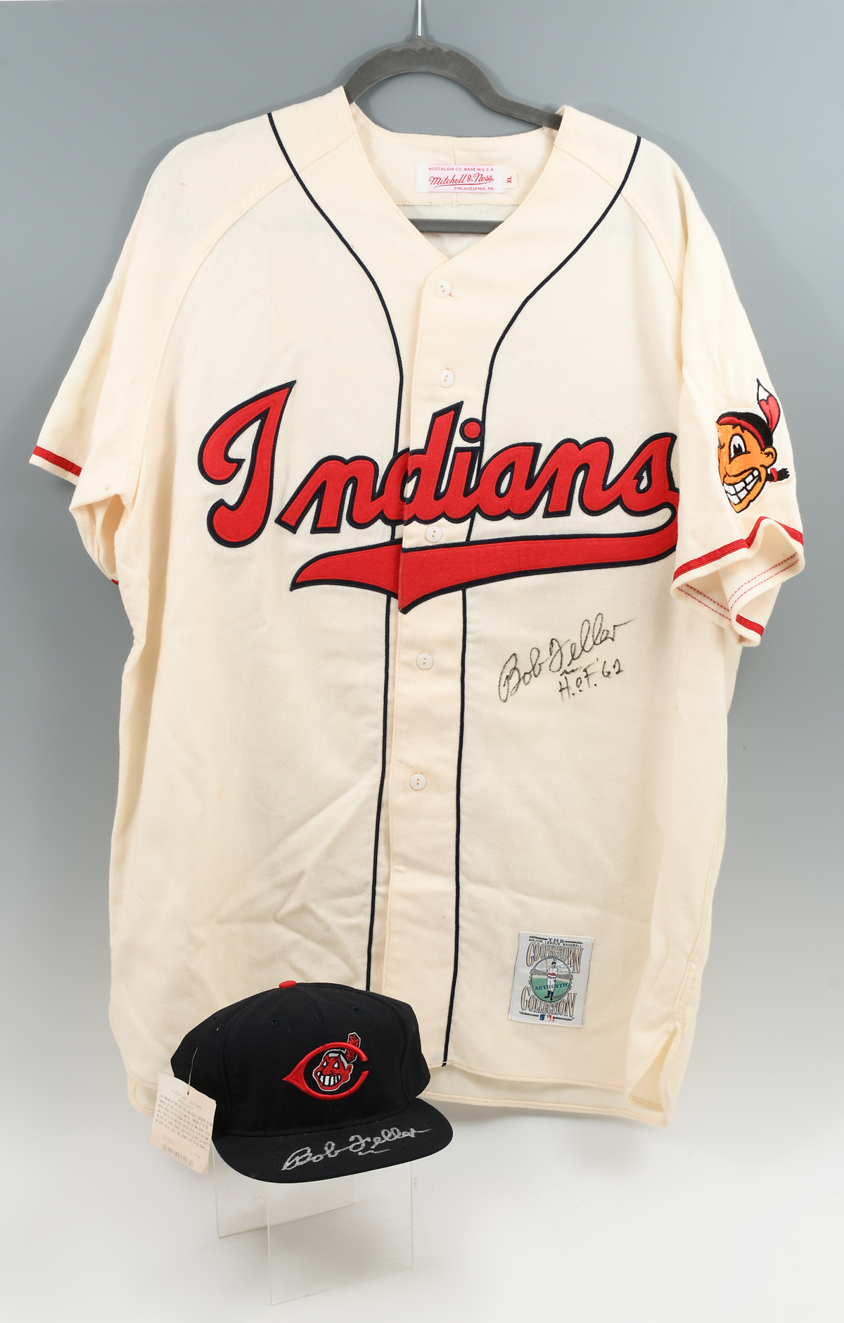 CLEVELAND INDIANS BOB FELLER SIGNED JERSEY AND HAT Mitchell Ness