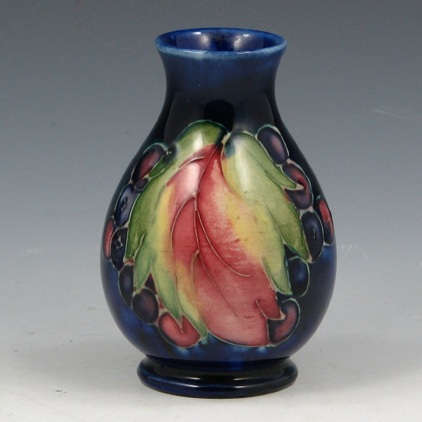 Moorcroft 3 1 2 Cabinet Vase Mint Moorcroft cabinet vase