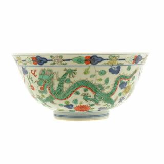 A Wucai Dragon Porcelain Bowl Daoguang Mark and of the