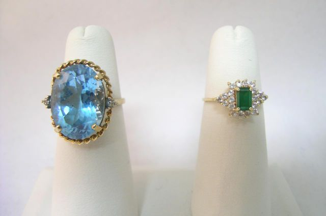 14K yellow gold lady s ring prong set with emerald