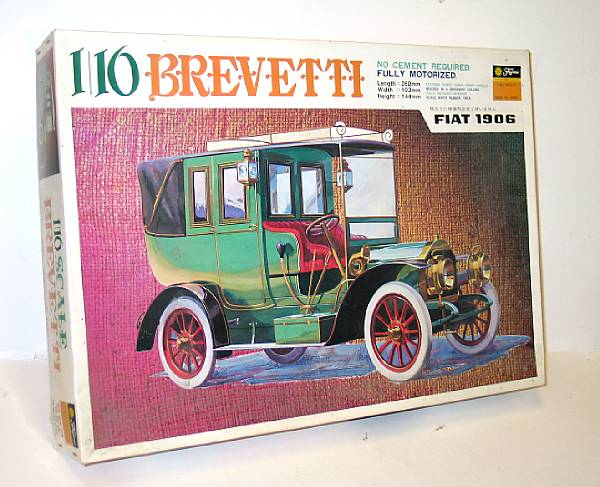 Motorized kits Lot of Boxed Japanese model kits including Ahm