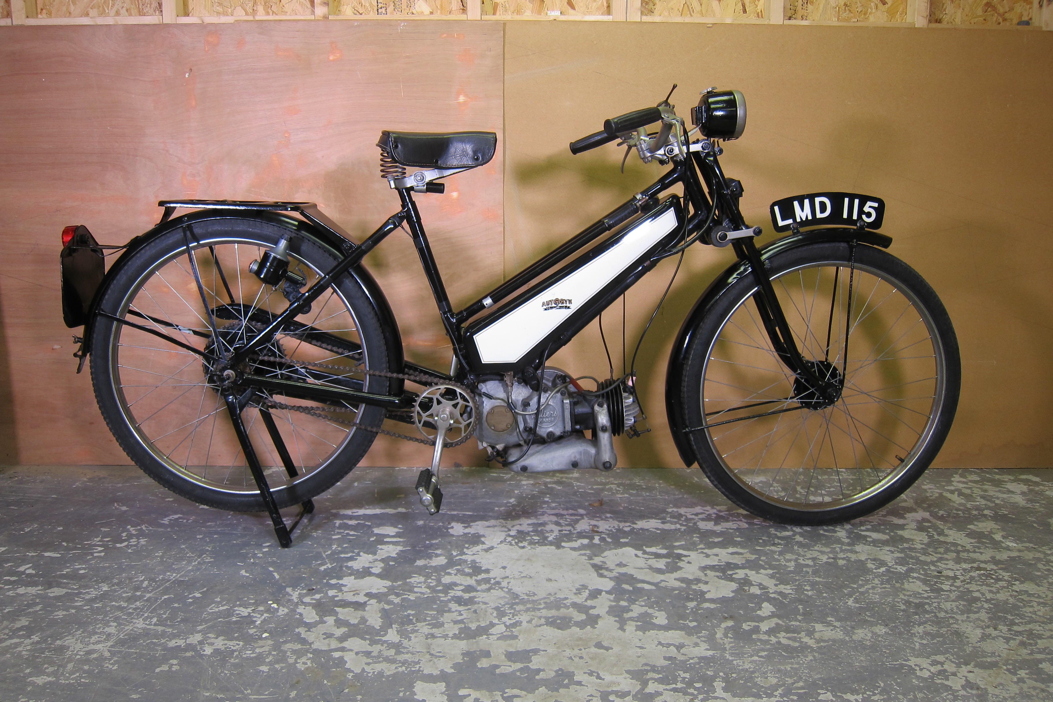 1940 EXCELSIOR 98CC AUTOBYK REGISTRATION NO LMD 115 FRAME NO