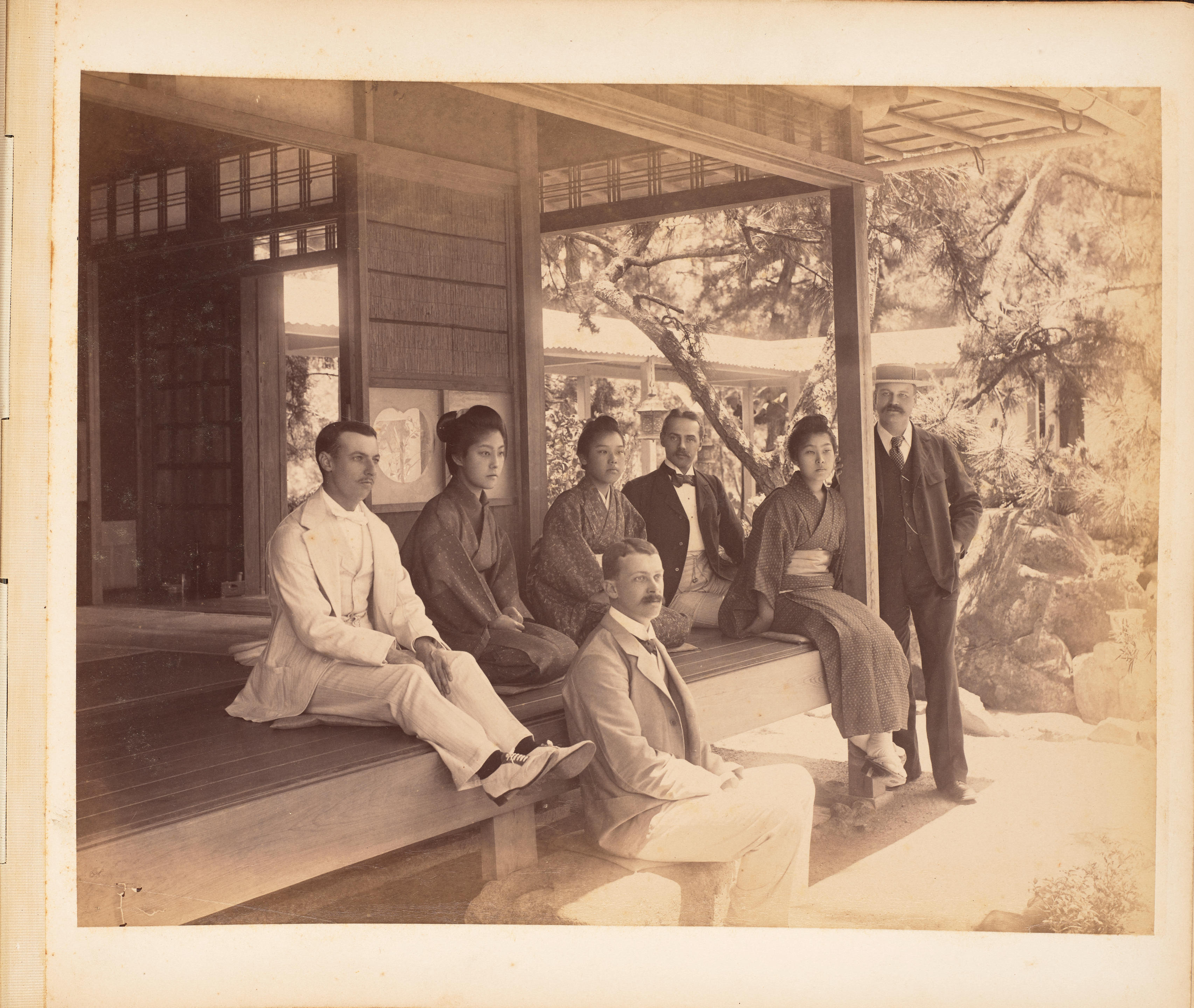 19TH CENTURY PHOTOGRAPHS JAPAN Late 19th century album containing 36