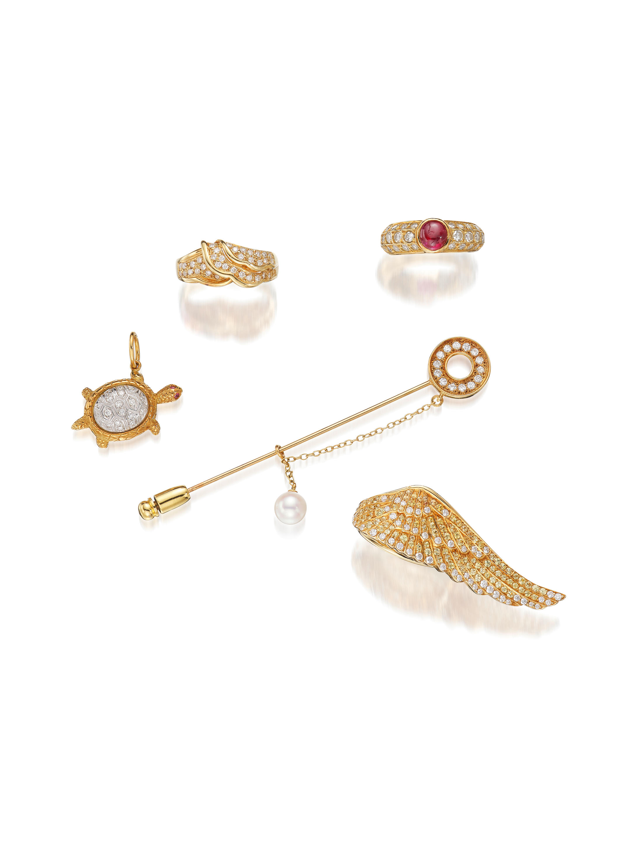 A GROUP OF GEM SET COLOURED DIAMOND AND DIAMOND JEWELLERY