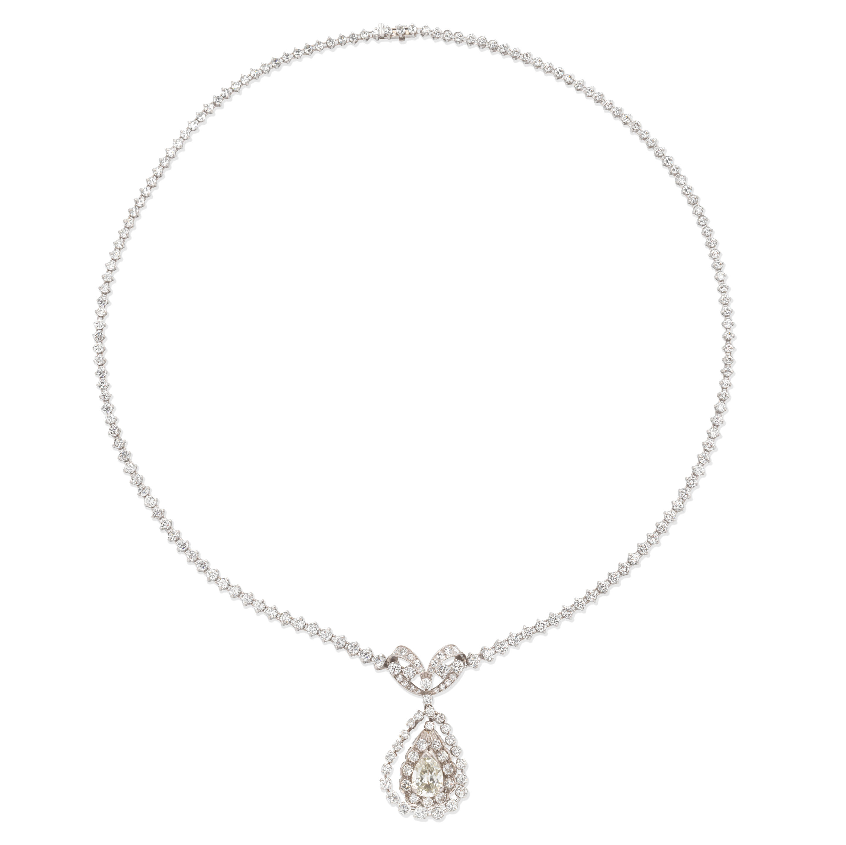 DIAMOND NECKLACE The pendant of ribbon design suspending a pear