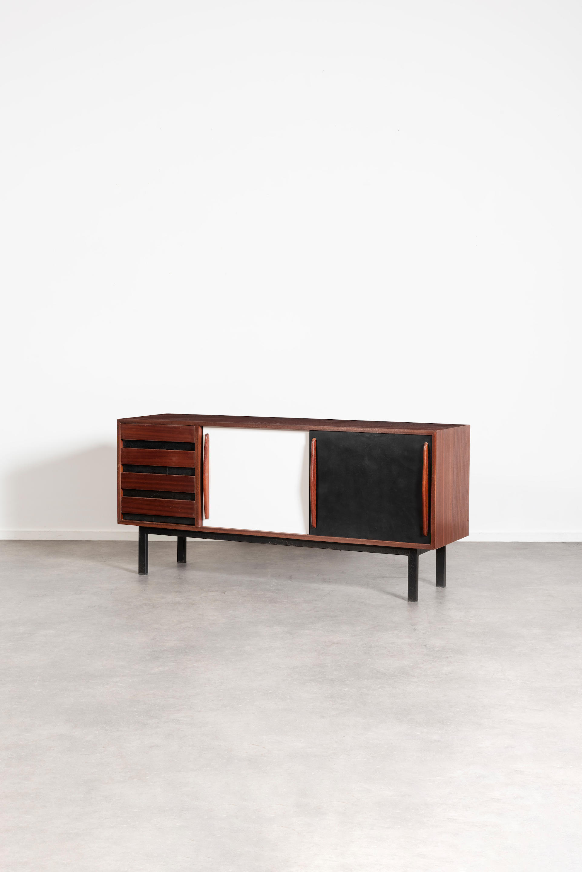 CHARLOTTE PERRIAND 1903 1999 Mod Cansado Enfilade deux portes et