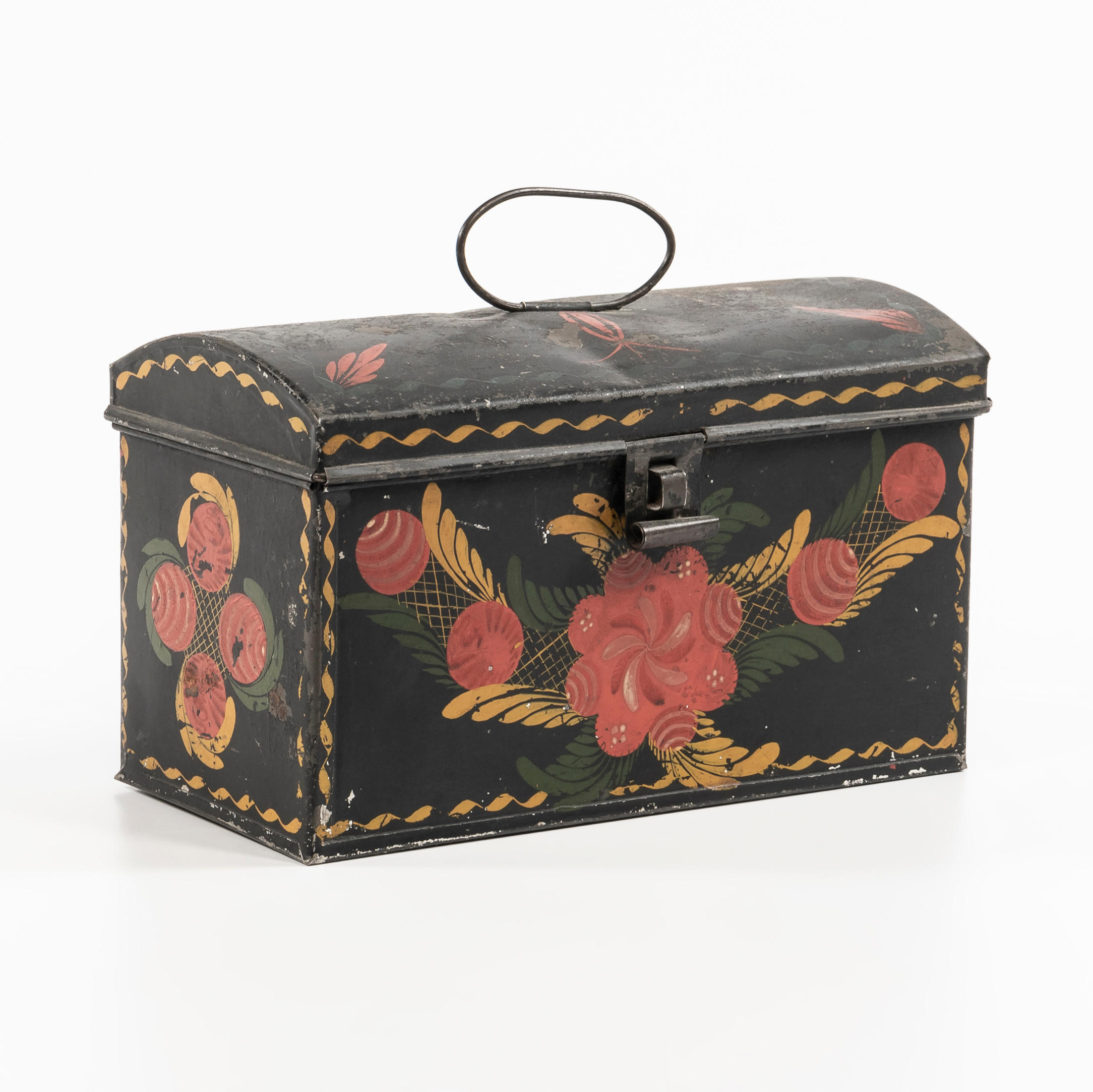 PAINTED TIN DOME TOP BOX America 19th century Sheet iron