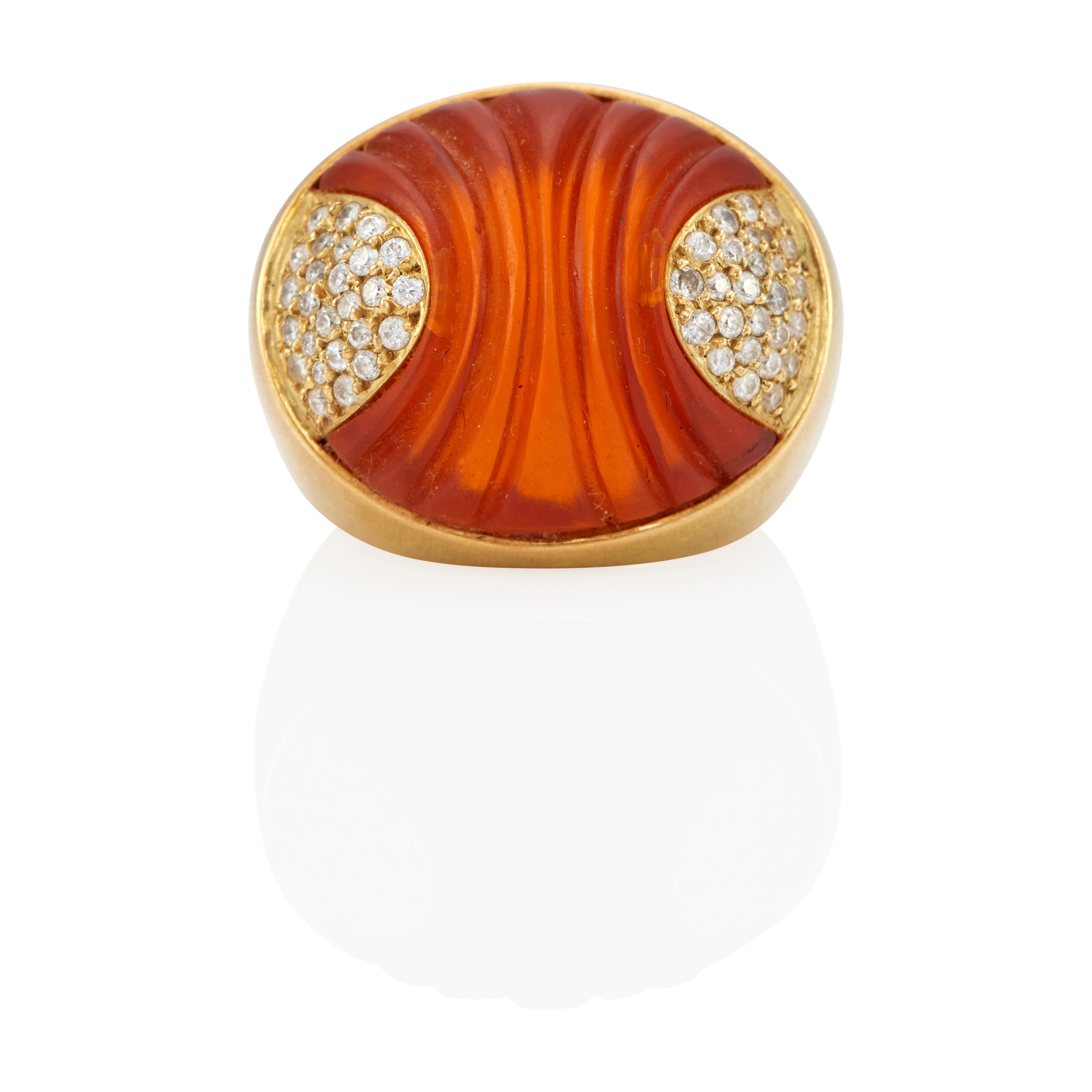 AN 18K GOLD DIAMOND AND HARDSTONE RING 18k yellow gold