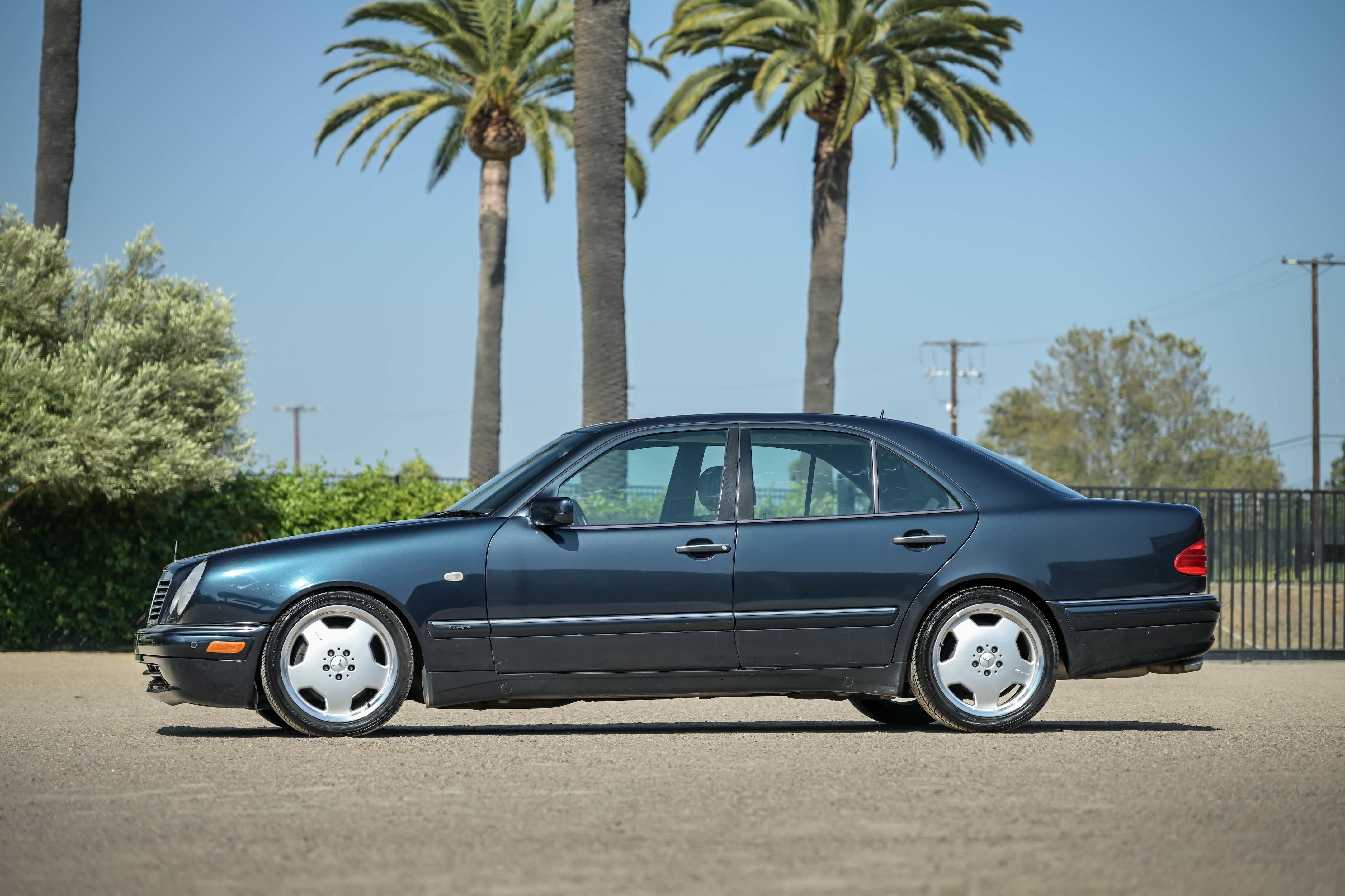 1996 MERCEDES BENZ E50 AMG VIN WDB2100721A165937 4 973cc DOHC