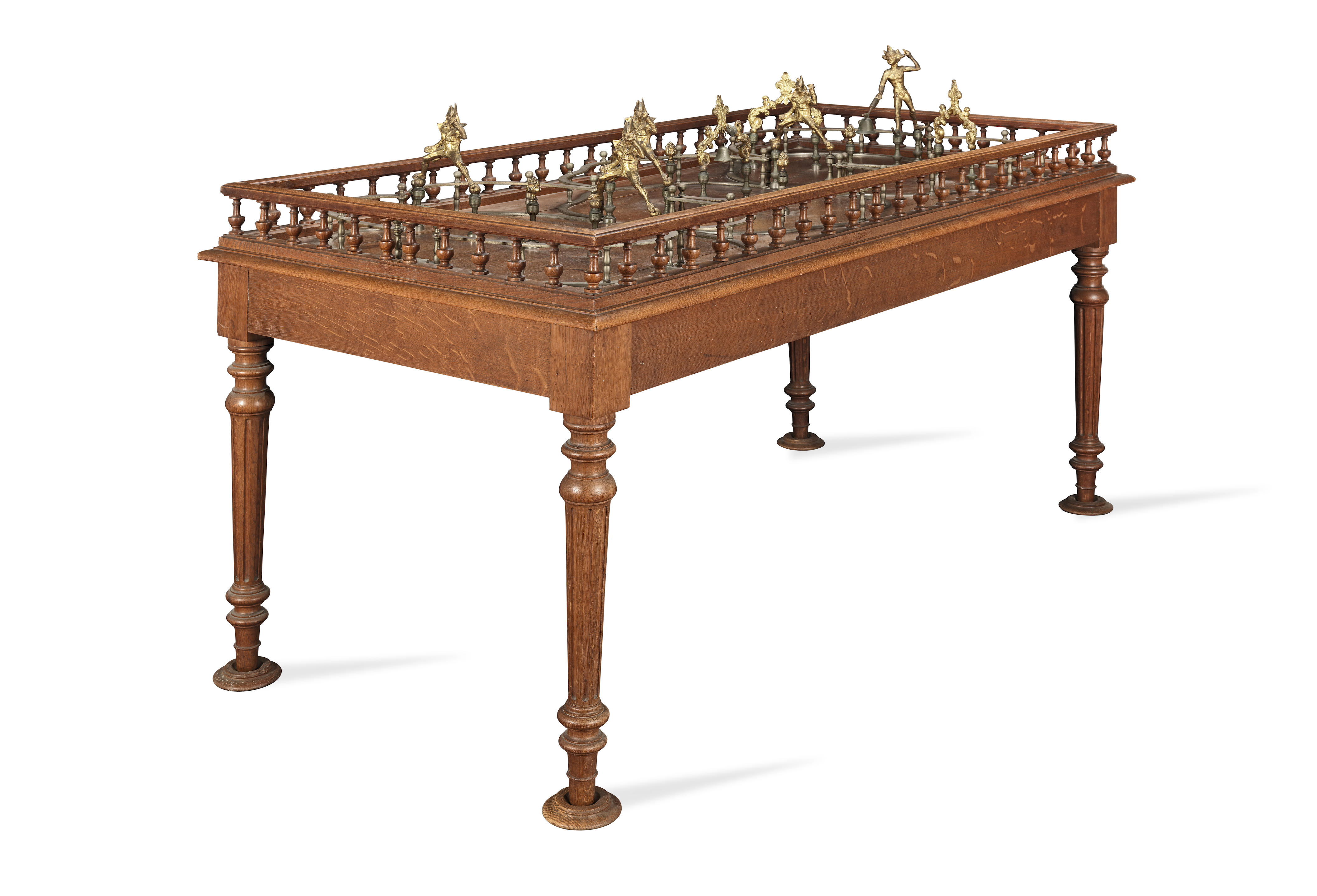 AN INTERESTING LATE VICTORIAN DEVIL AMONGST THE TAILORS OAK TABLE
