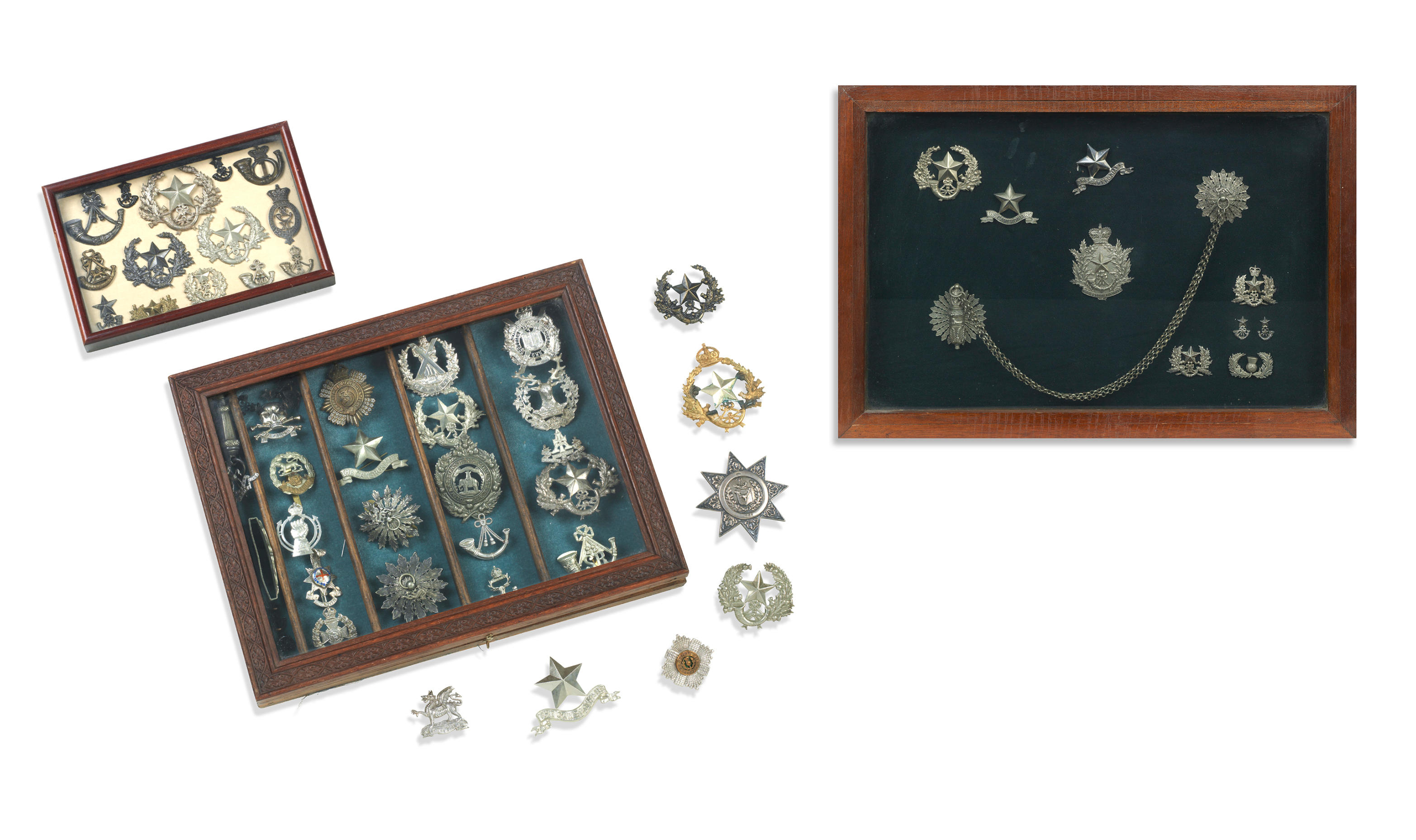 A COLLECTION OF SCOTTISH REGIMENTAL CAP BADGES Predominantly regarding The