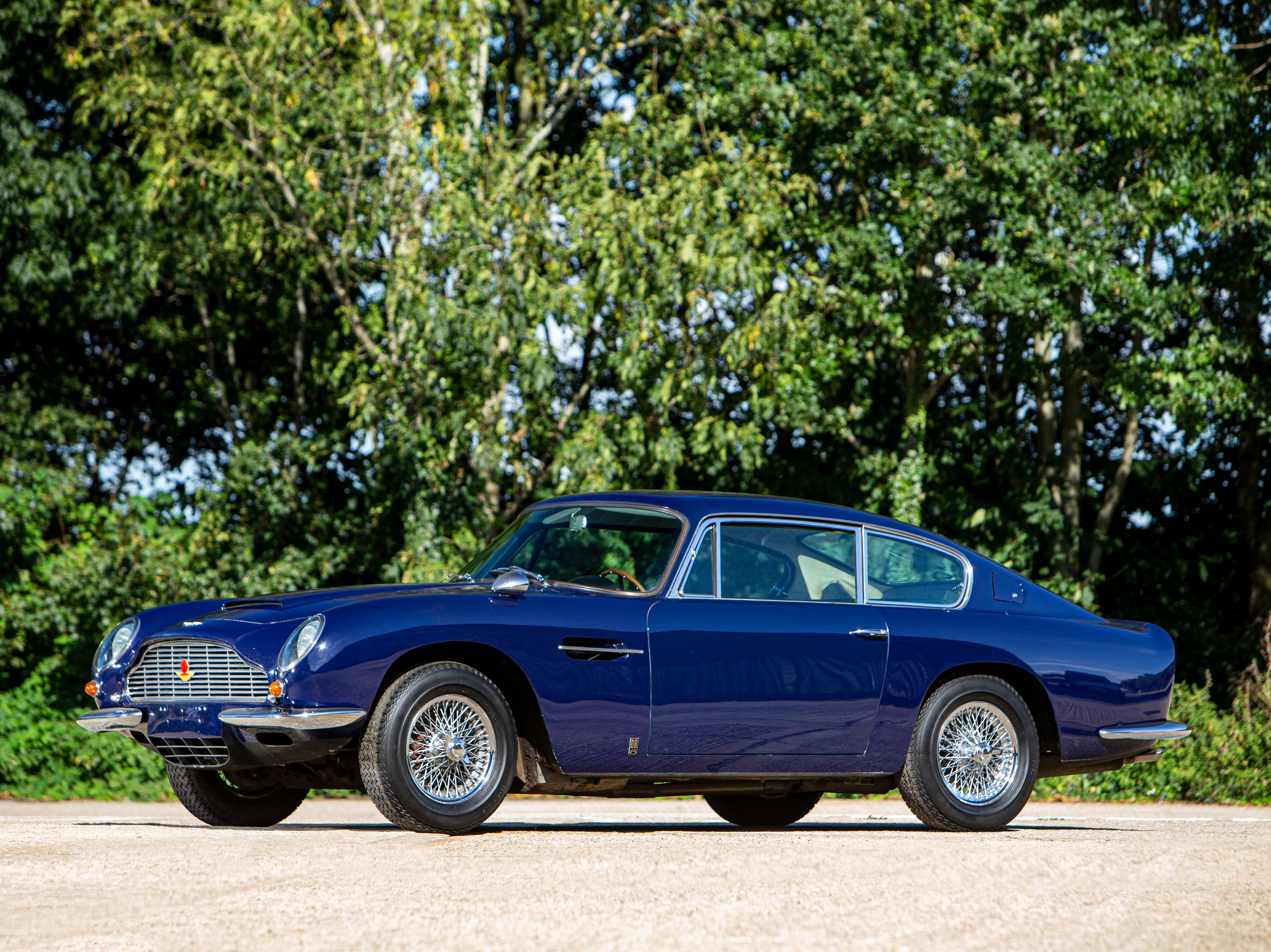 1969 ASTON MARTIN DB6 SPORTS SALOON CHASSIS NO DB6 4074